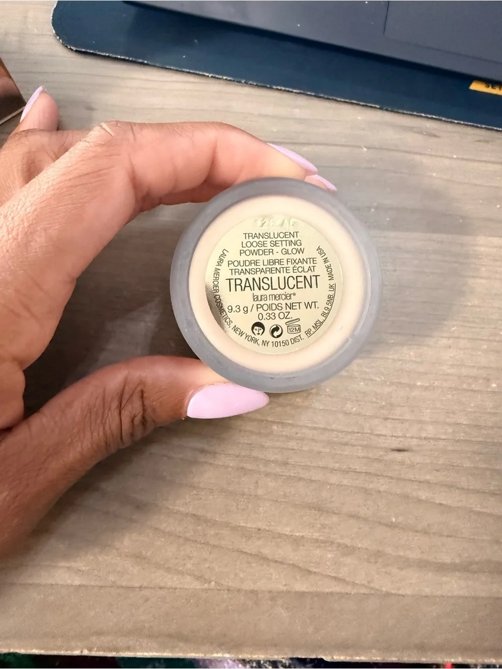 laura mercier Translucent Loose Setting Powder - Glow (beige)